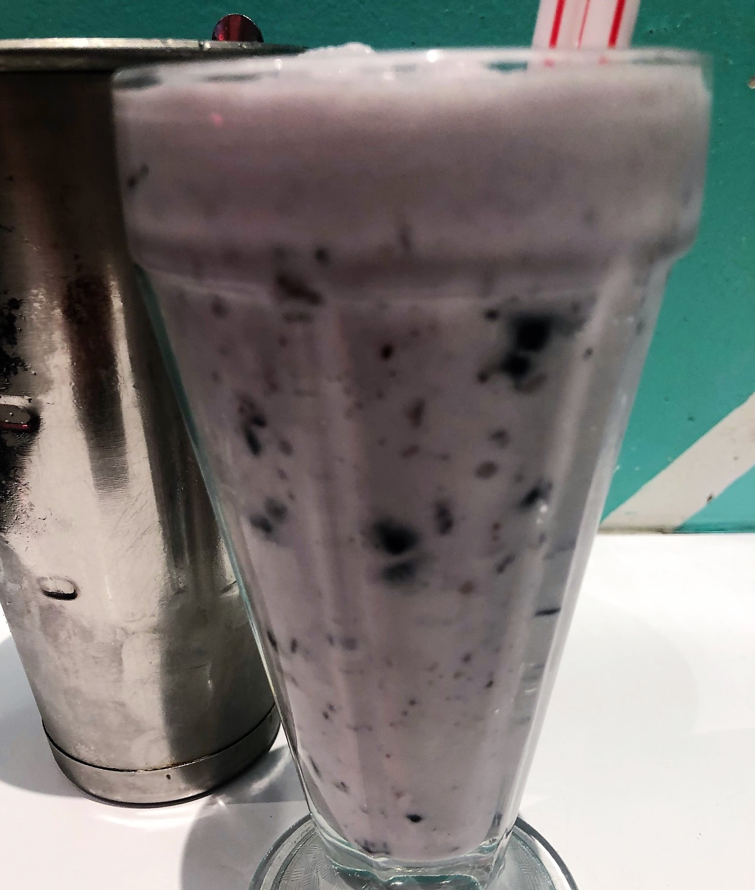 Order 26. Blueberry-Lite Shake food online from Cafe 50 store, Los Angeles on bringmethat.com