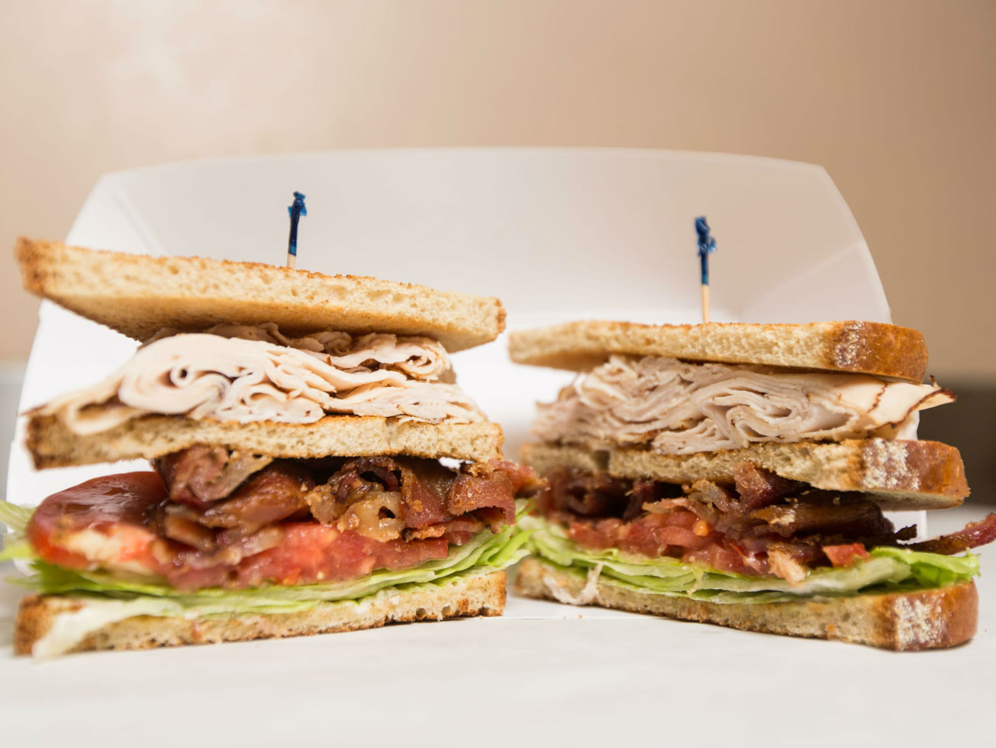 Order Turkey Breast Club Sandwich food online from Reen Deli store, Philadelphia on bringmethat.com