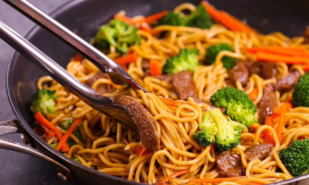 Order Beef Lo Mein(large) food online from Far East Restaurant store, Capitol Heights on bringmethat.com
