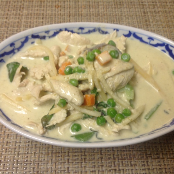 Order Green Curry food online from Thai Village store, San Diego on bringmethat.com