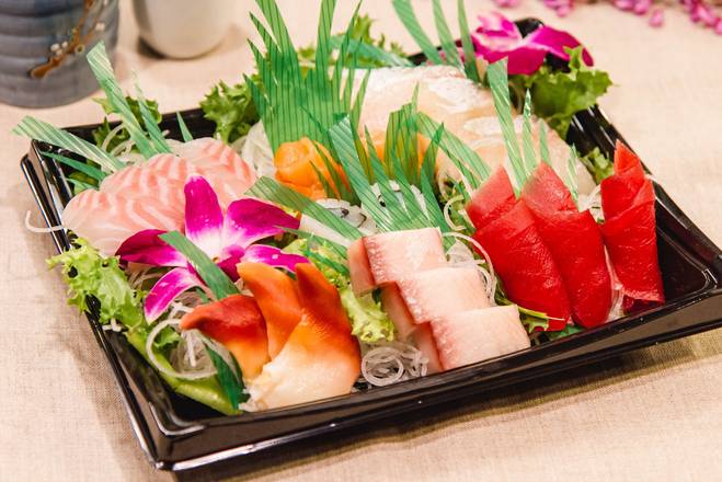 Order Sashimi Deluxe Dinner food online from Sushi Osawa store, Norcross on bringmethat.com