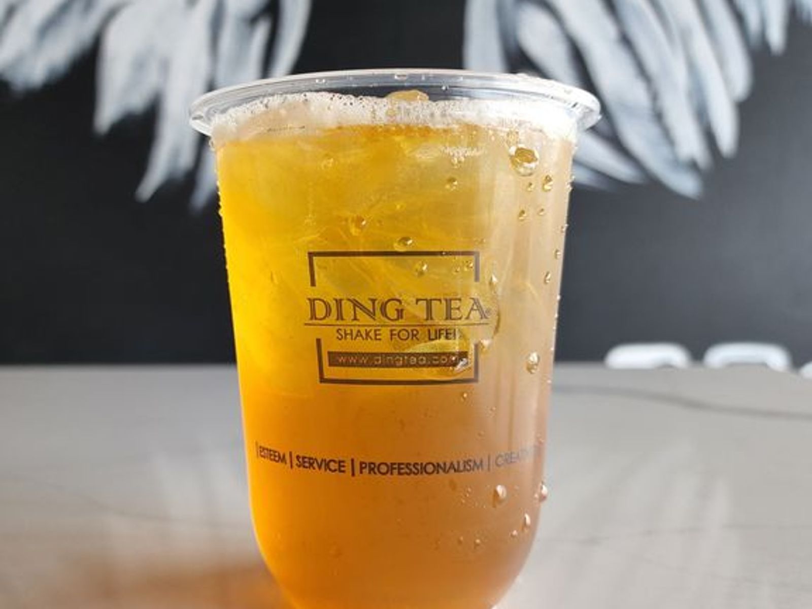 Order Peach Tea food online from Ding Tea Carson store, Carson on bringmethat.com