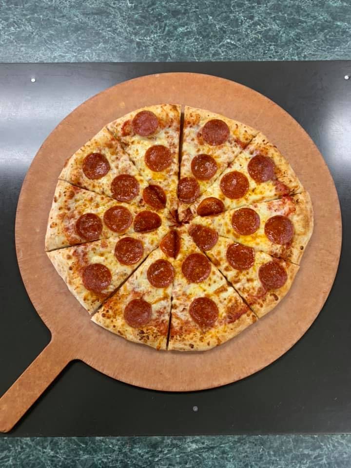 Order Pepperoni Pleaser Pizza - Small 10'' food online from Pizza Primo store, Temperance on bringmethat.com