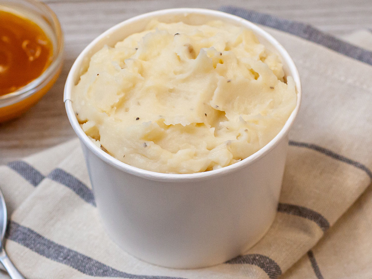 Order Mashed Potatoes & Gravy food online from Rotisserie Roast store, Fort Worth on bringmethat.com