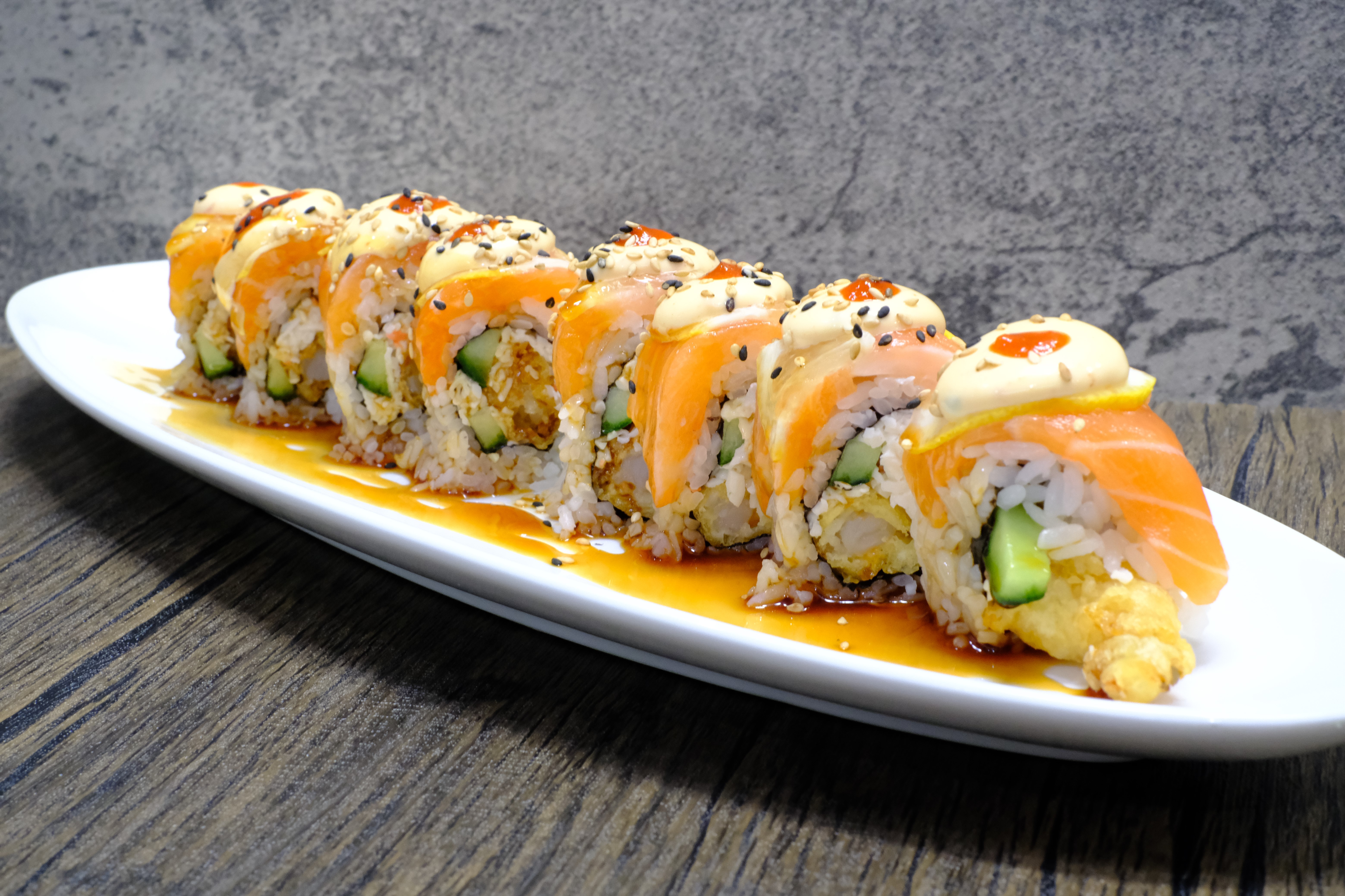 Order Golden Gate Roll food online from Banzai Japanese Bar & Kitchen store, Fresno on bringmethat.com
