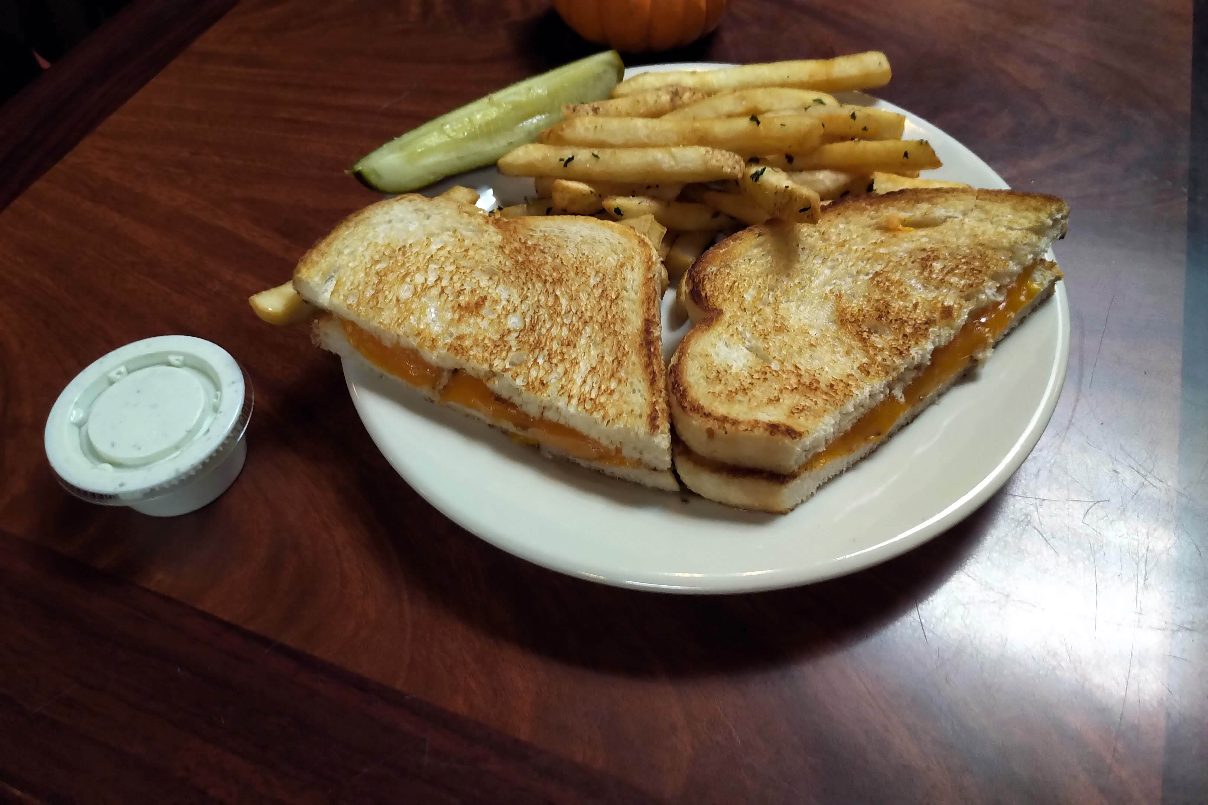 Order Grilled Cheese Sandwich food online from Kezar Pub store, San Francisco on bringmethat.com