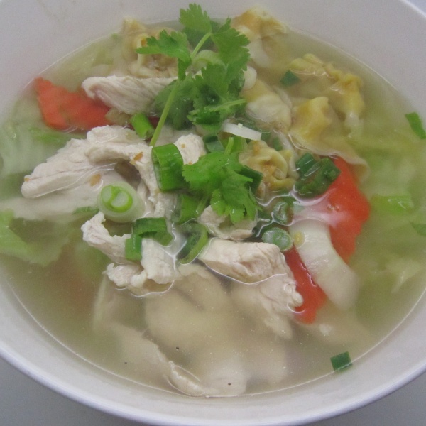 Order 22. Glass Noodle Soup food online from Flavors of Thai store, Los Angeles on bringmethat.com