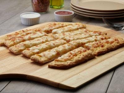 Order Cheesy Garlic Bread - Appetizer food online from Chicago Pizza With A Twist store, Brentwood on bringmethat.com