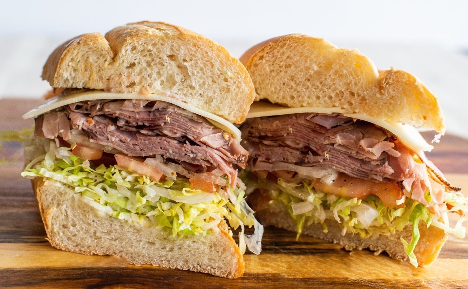 Order Roast Beef food online from Bozzelli's store, Springfield on bringmethat.com