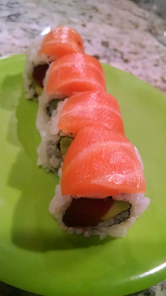 Order The Lady Roll food online from Sushi On Tatum store, Phoenix on bringmethat.com