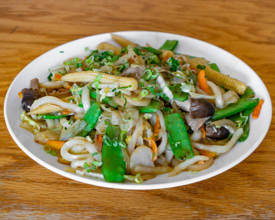 Order Yaki Udon Noodle food online from U-Yee Sushi & Hibachi store, Woodbridge Township on bringmethat.com