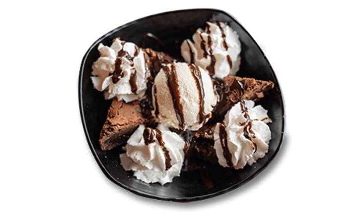 Order Hot Fudge Brownie food online from Famous Dave's store, Sioux City on bringmethat.com