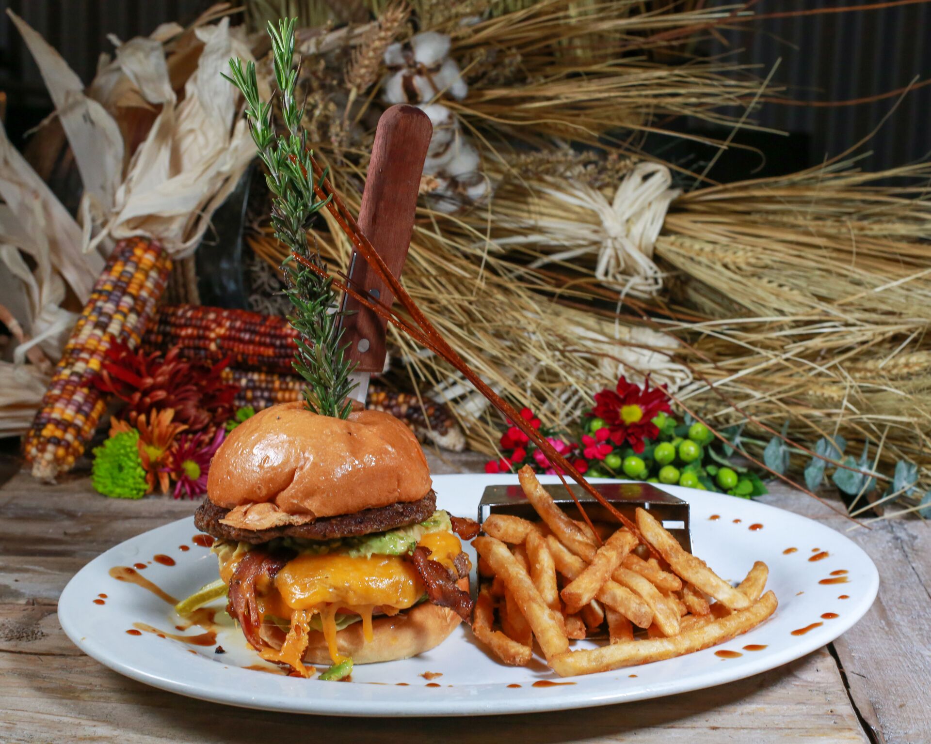 Order #5. Hickory Smoked Bacon, Avocado & Cheddar Burger food online from Hash House a Go Go store, Las Vegas on bringmethat.com