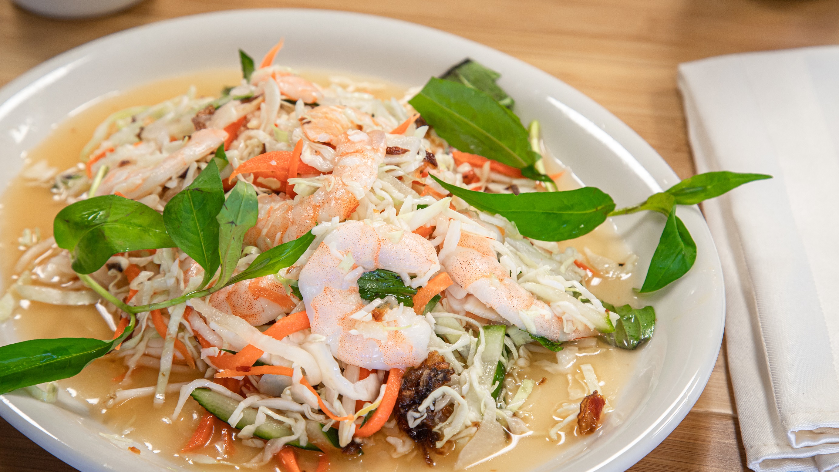 Order 32. Shrimp Salad food online from Pho Cafe Hong Kong Diner store, Reno on bringmethat.com