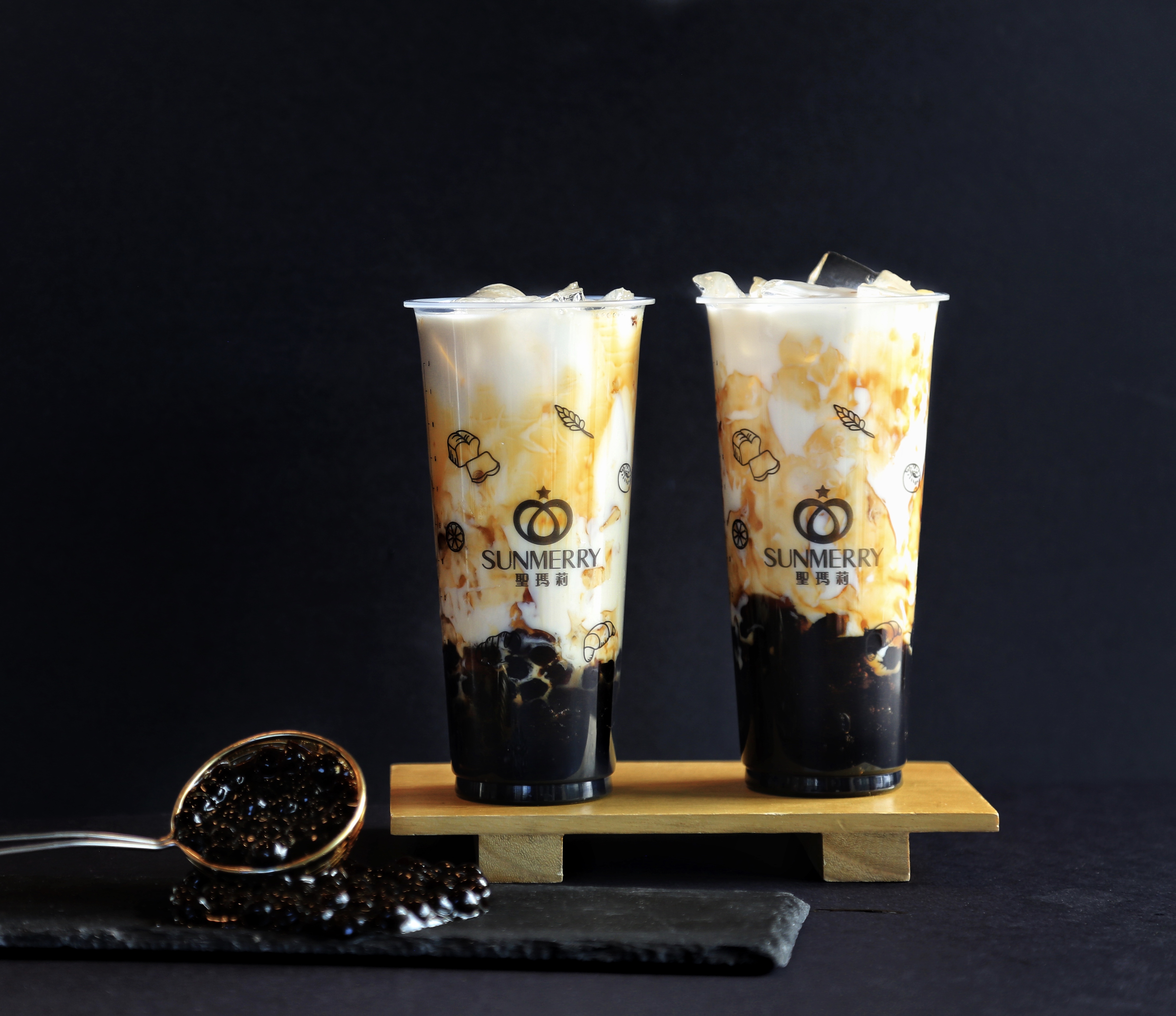 Order Brown Sugar Milk with Boba food online from Sunmerry Bakery store, Irvine on bringmethat.com