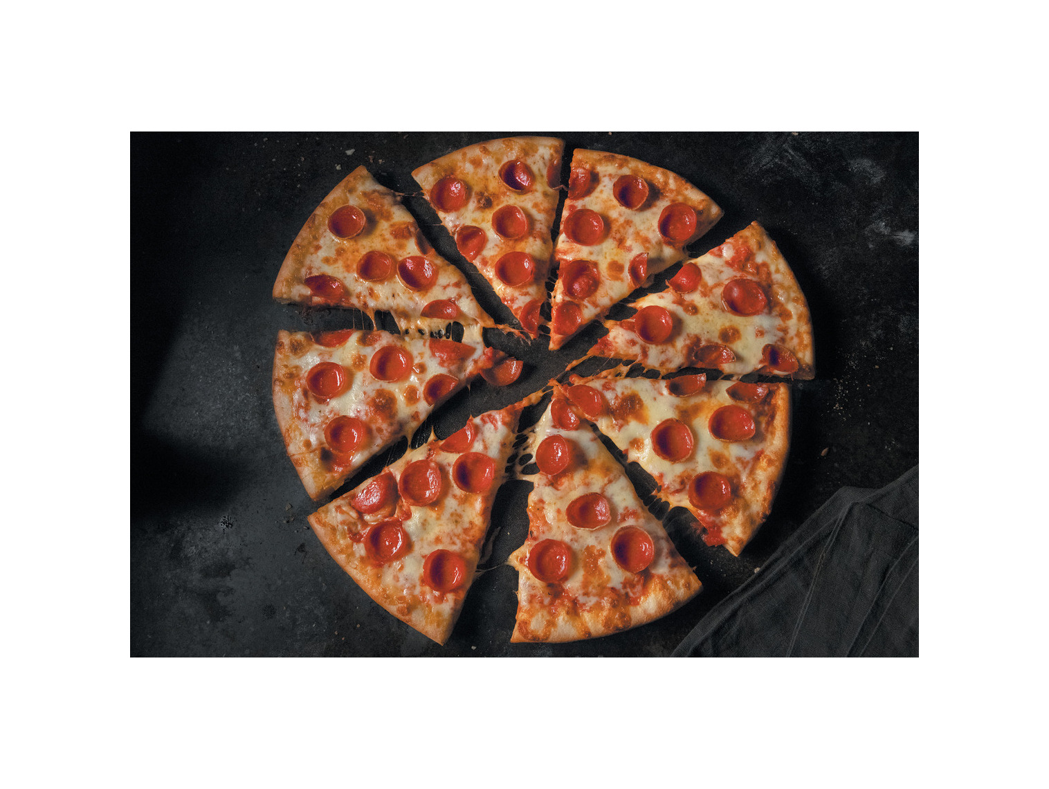 Order Large Hand Tossed Round food online from Jet's Pizza store, Bowling Green on bringmethat.com