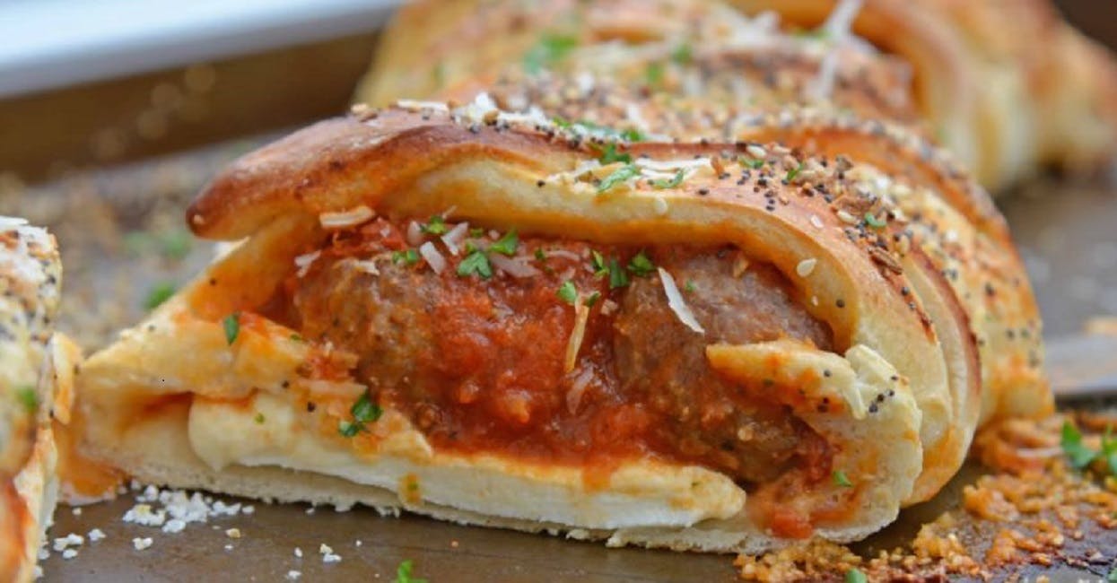Order Meatball Roll - Roll food online from Lunetta pizza store, New York on bringmethat.com