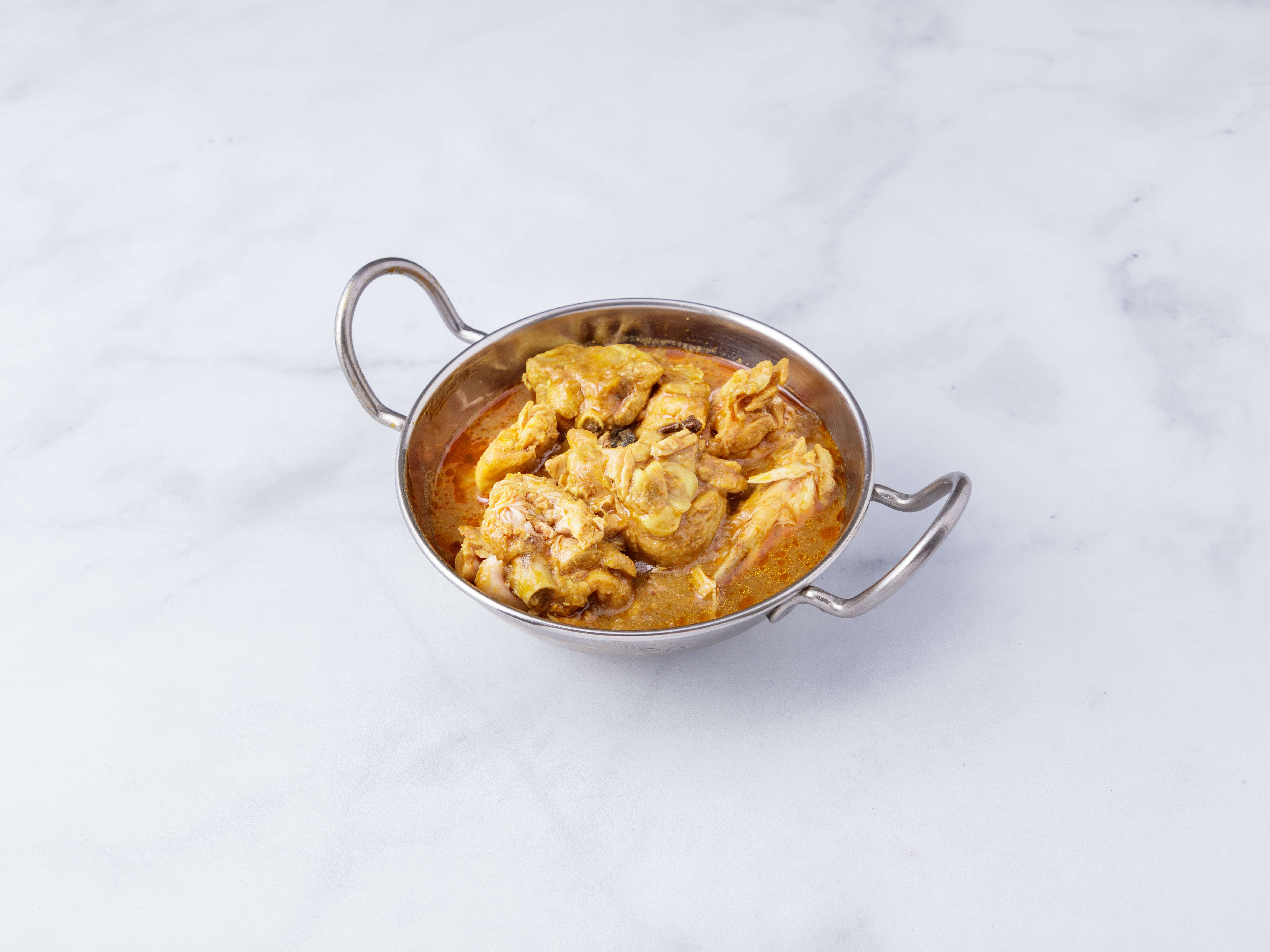 Order 1. Chicken Curry food online from Kashmir 9 store, New York on bringmethat.com