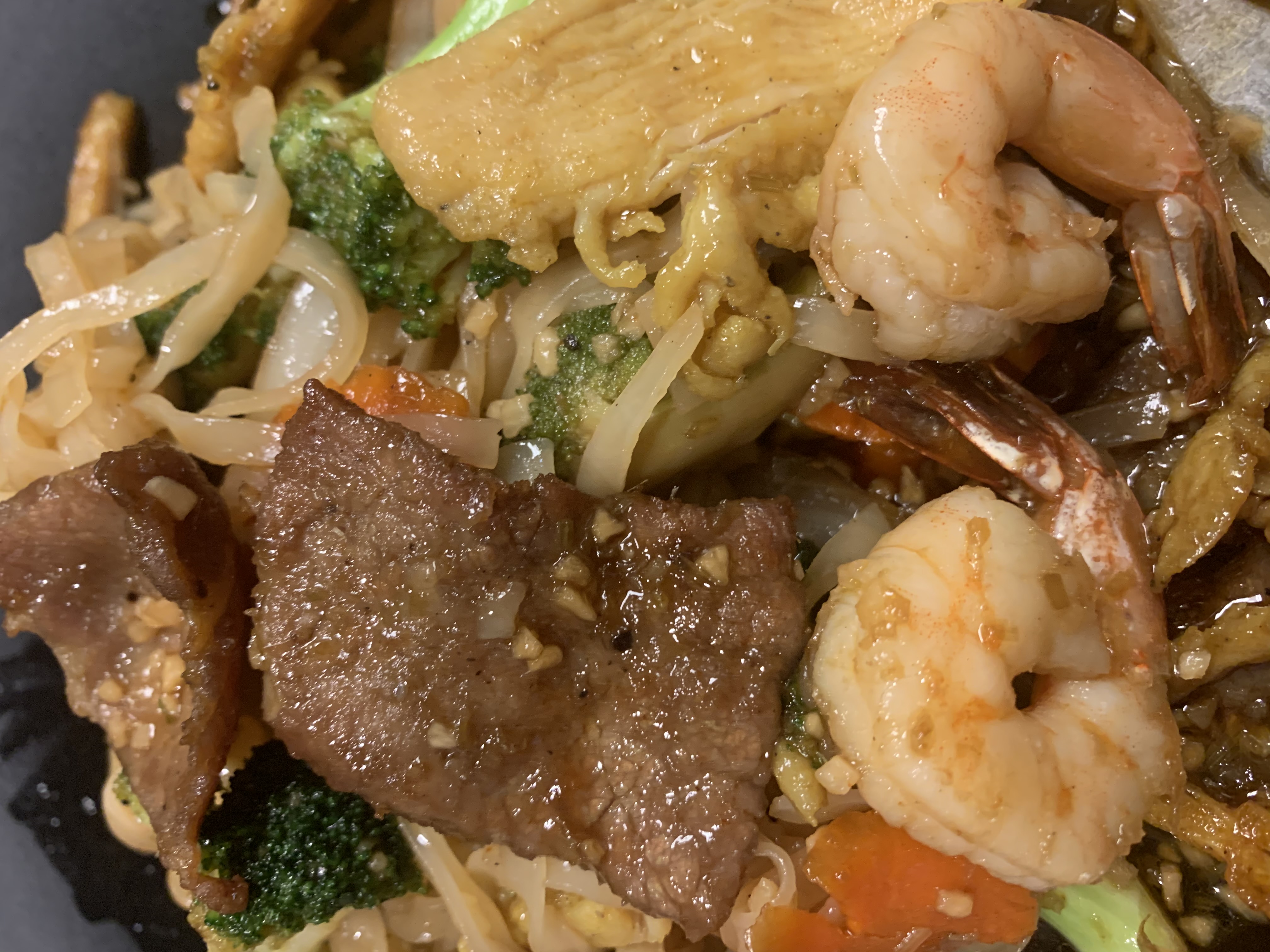 Order 10A. PAD THAI NOODLES STIR-FRIED WITH COMBINATION- HỦ TIẾU XÀO ĐẶC BIỆT food online from Pt Noodles store, Avondale on bringmethat.com