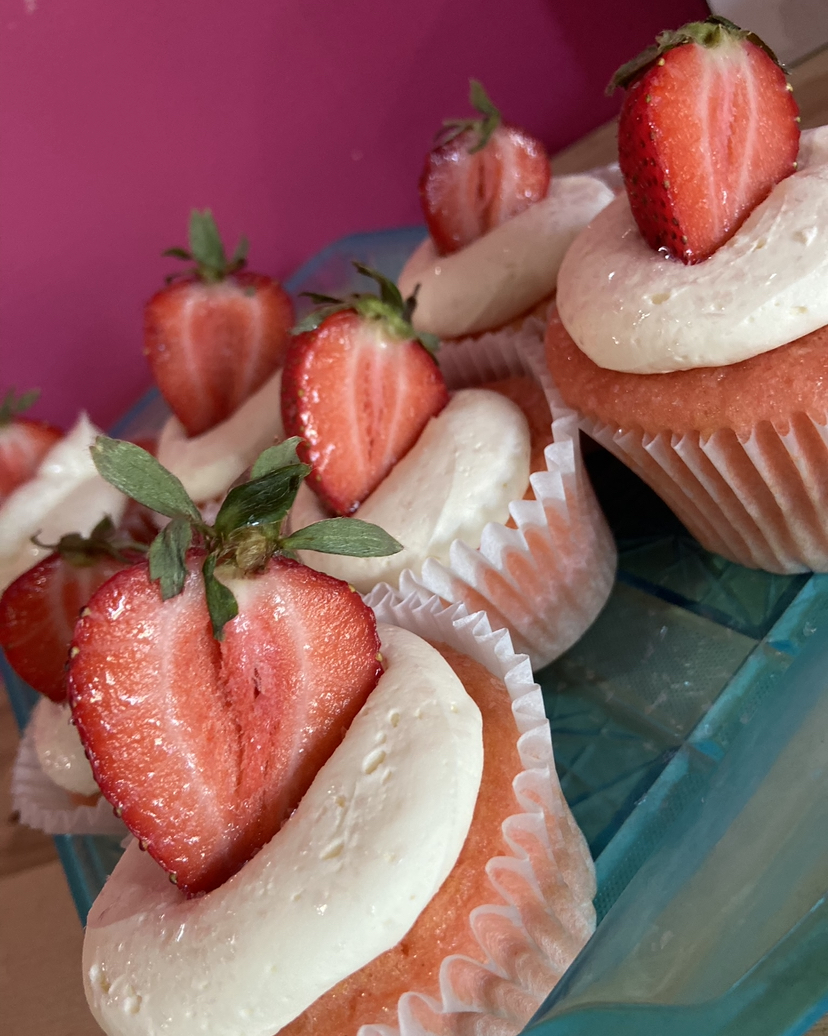 Order Strawberry Cupcakes  food online from Busy Boss Bakery store, Cleveland on bringmethat.com