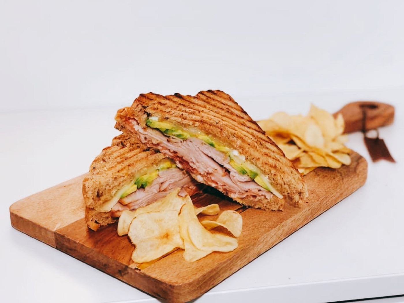 Order Turkey and Avocado Sandwich food online from Jireh Bakery Cafe store, Centreville on bringmethat.com