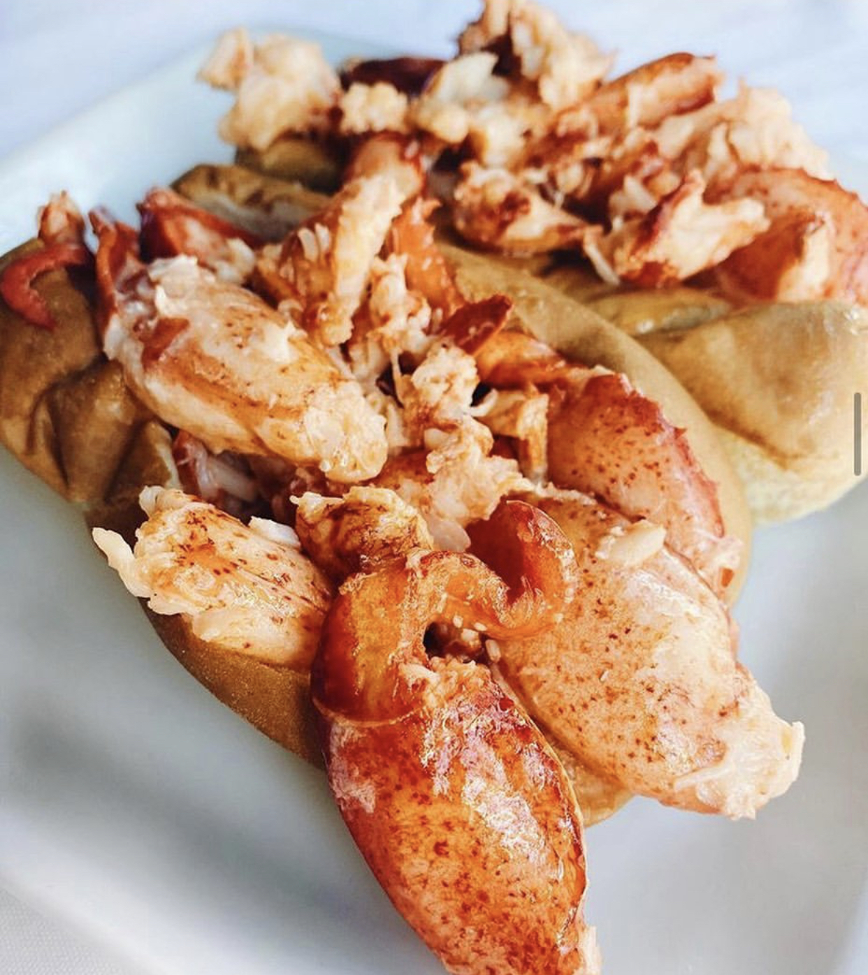 Order Classic Cold Lobster Roll (with chips)    food online from Pauli's store, Boston on bringmethat.com