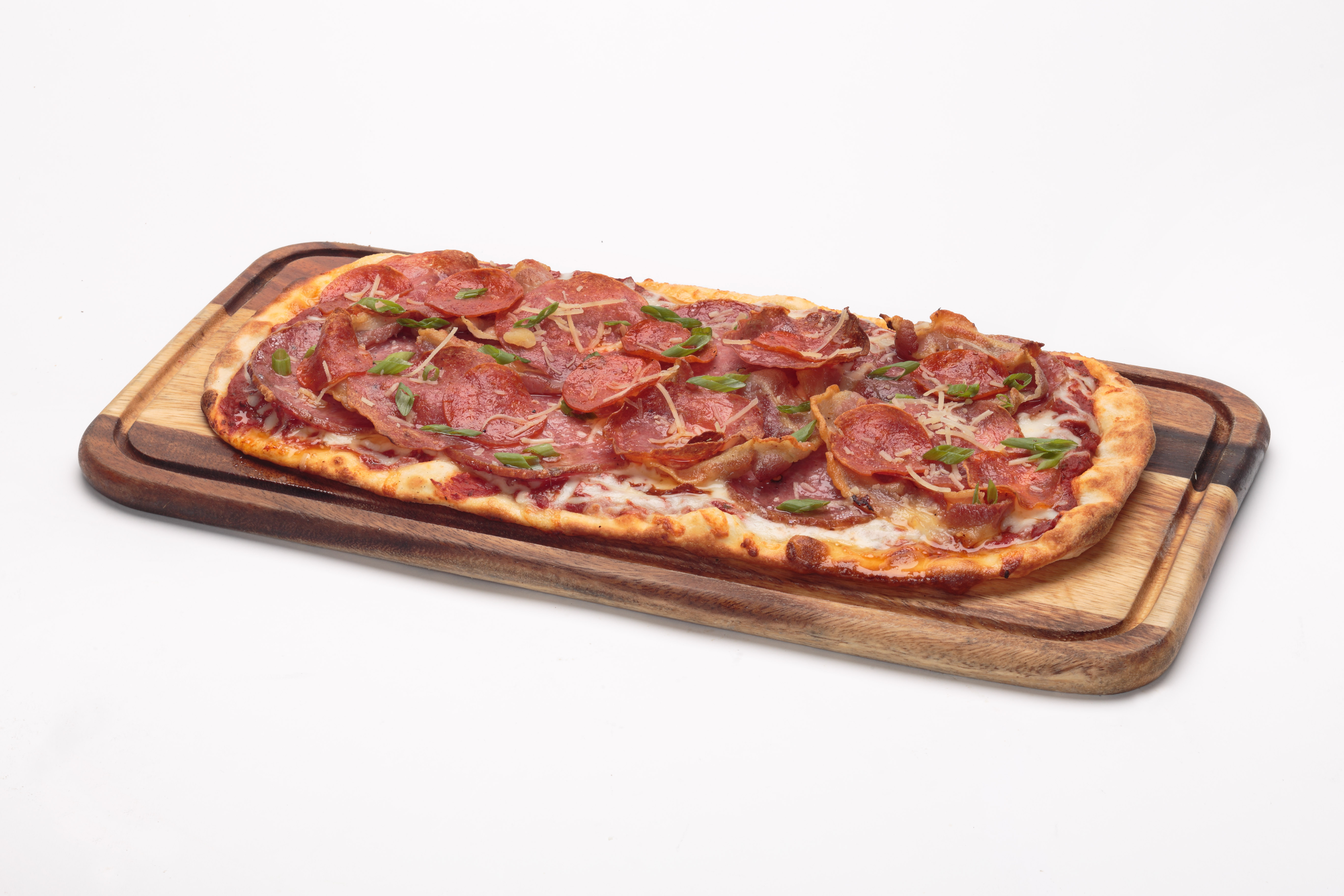 Order Charcuterie food online from Oggi Sports I Brewhouse I Pizza store, Santee on bringmethat.com