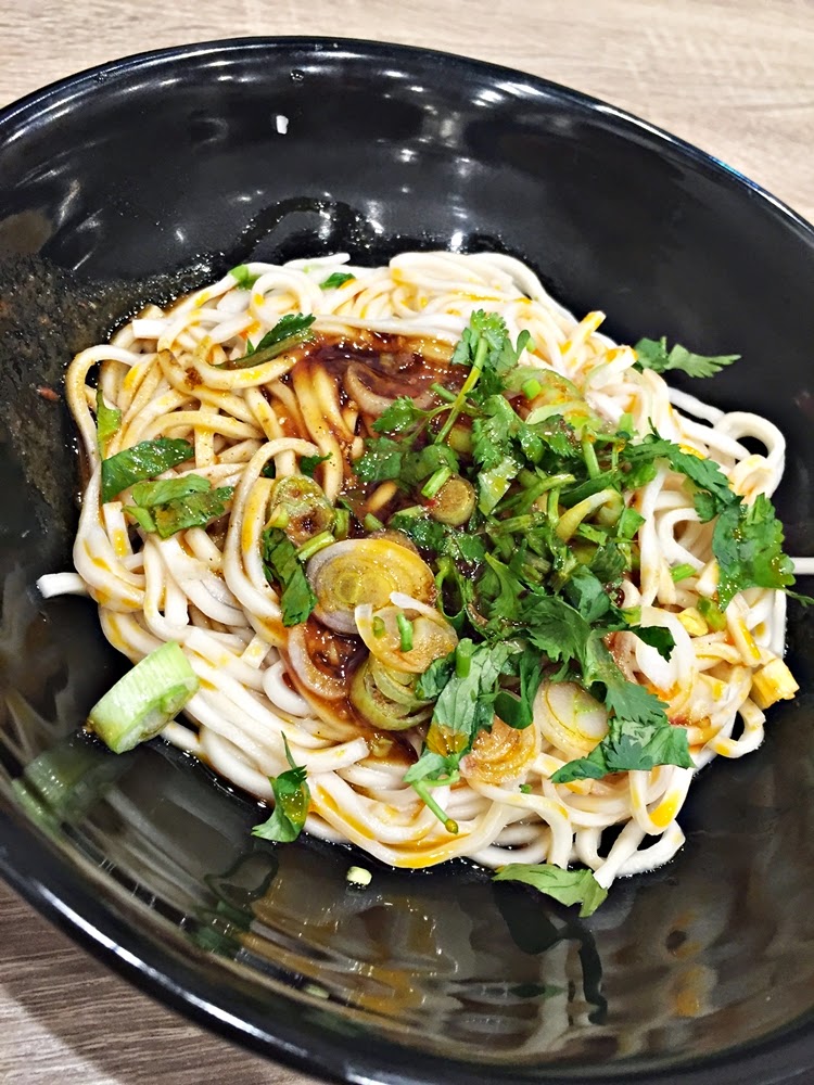 Order 5. Spicy Dry Noodle  麻辣乾拌麵 food online from BD Cafe store, Chino on bringmethat.com