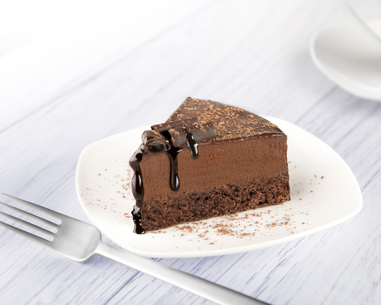 Order Slice of Chocolate Cake food online from Sienna's Italian Ristorante store, New York on bringmethat.com