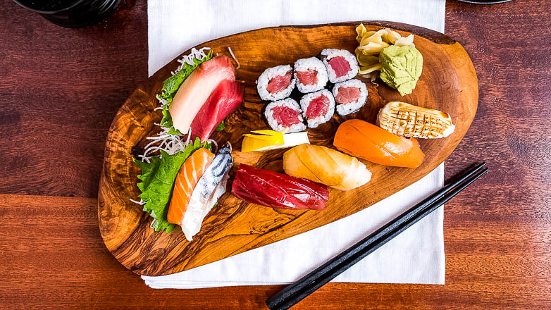 Order Sushi Deluxe food online from Shinsen store, New York on bringmethat.com