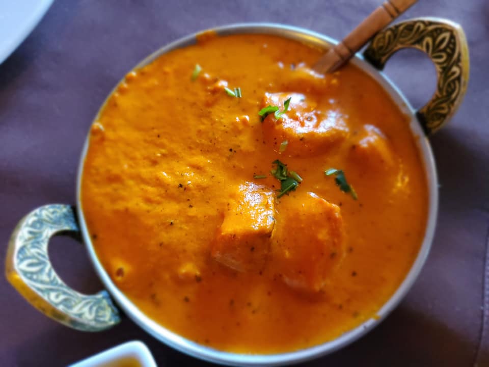 Order Chicken Tikka Masala food online from Star Indian Cuisine & Sweets Center store, Fresno on bringmethat.com