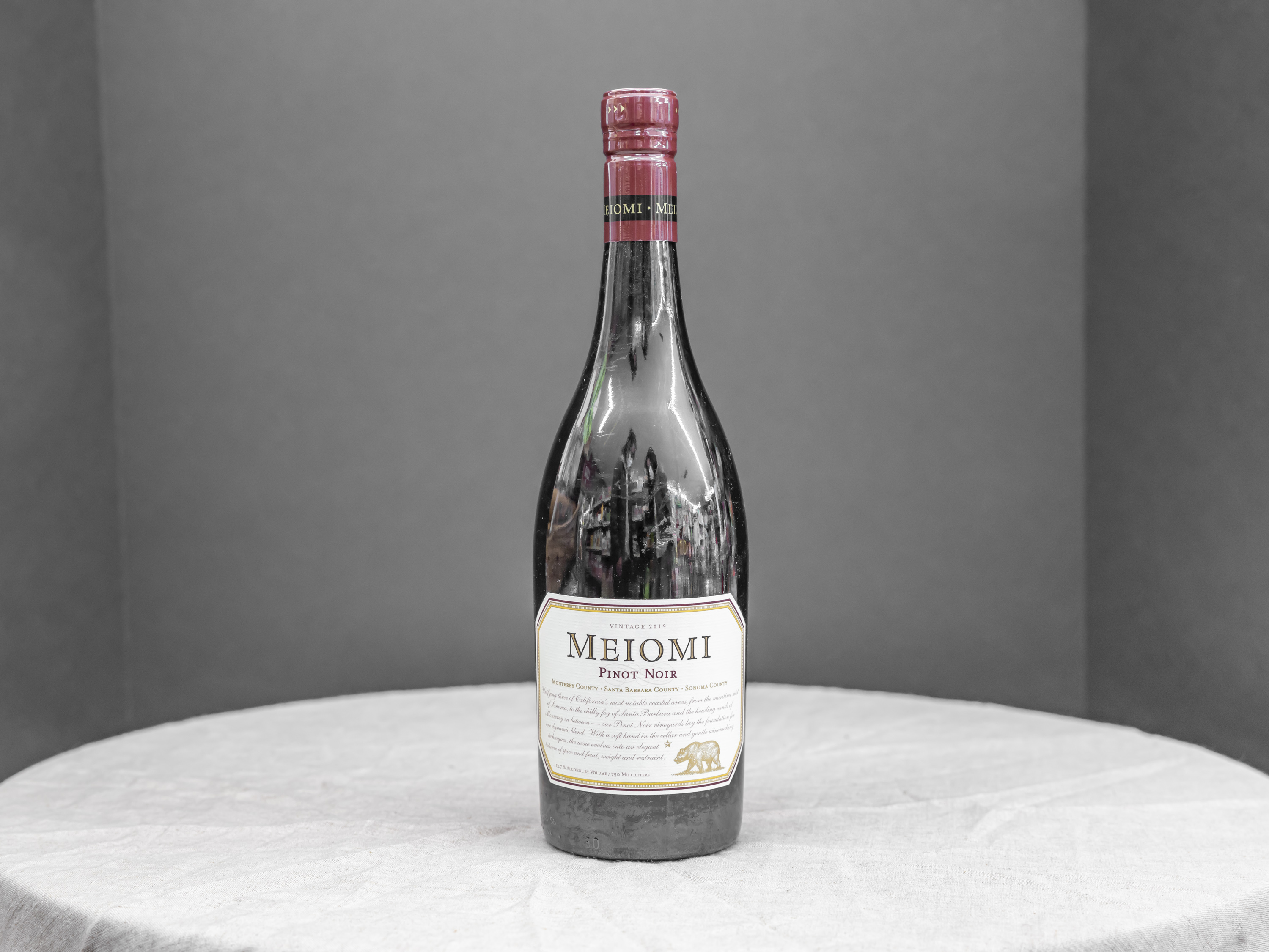 Order 750 ml. Meiomi Pinot Noir food online from Bistro Liquor store, Huntington Beach on bringmethat.com
