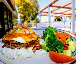 Order Loco Moco food online from Leann Cafe store, Burlingame on bringmethat.com
