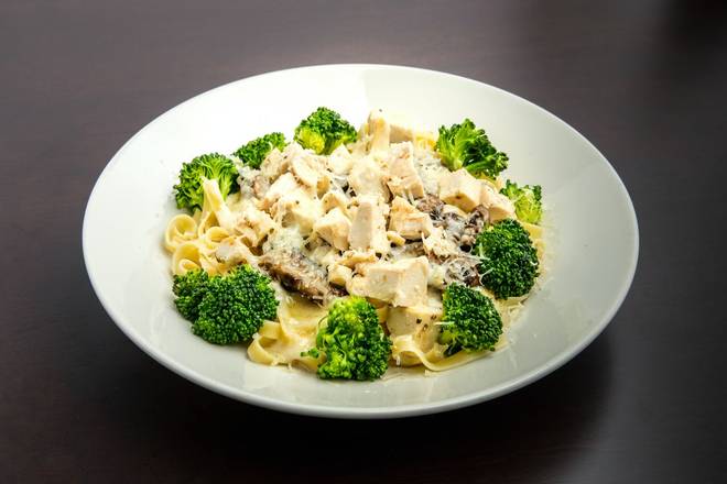 Order Breast of Chicken Fettuccine food online from The Old Spaghetti Factory store, San Diego on bringmethat.com