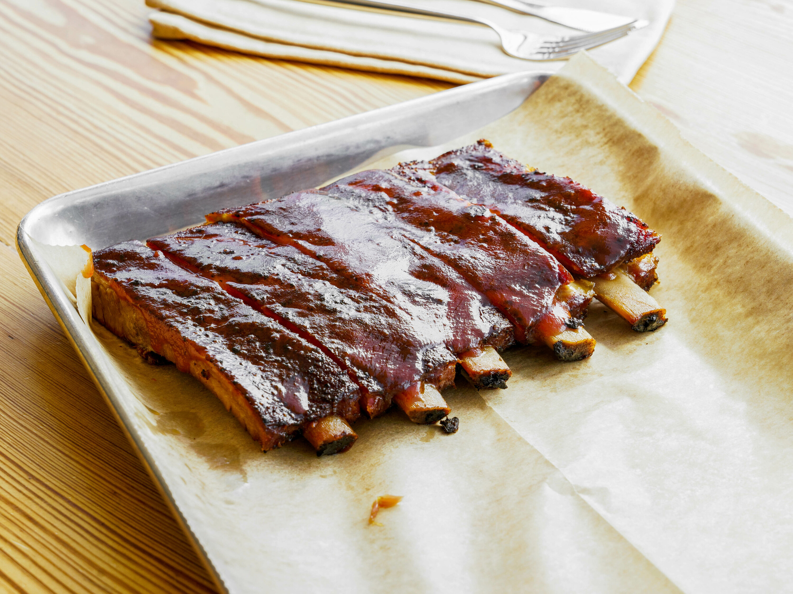 Order St. Louis Ribs food online from Batesy's BBQ store, Queens on bringmethat.com