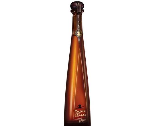 Order Don Julio 1942, 750mL bottle (40% ABV) food online from Moby Liquor store, Los Angeles on bringmethat.com
