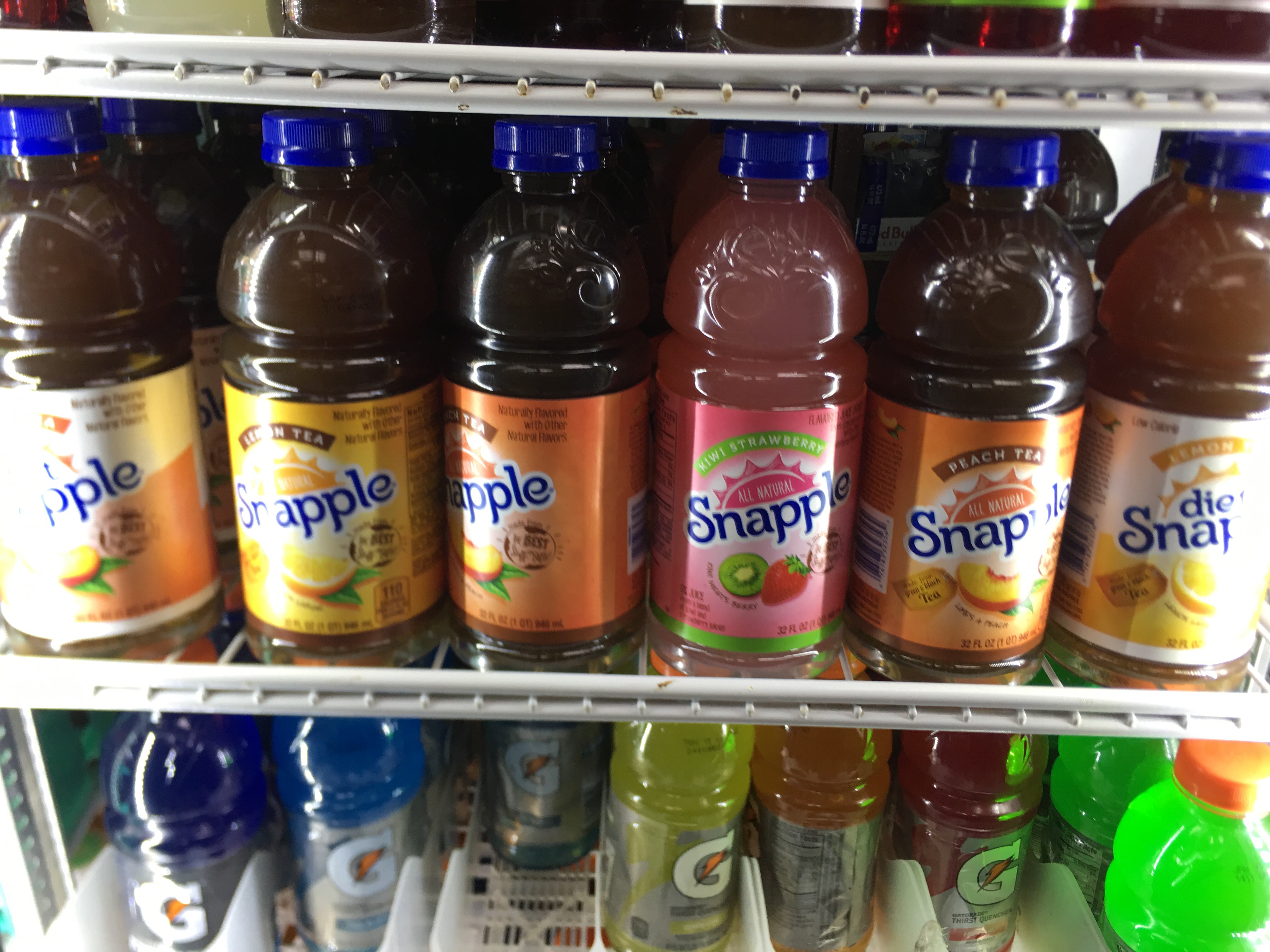 Order 32 oz. Snapple food online from Crescent Gourmet store, Astoria on bringmethat.com