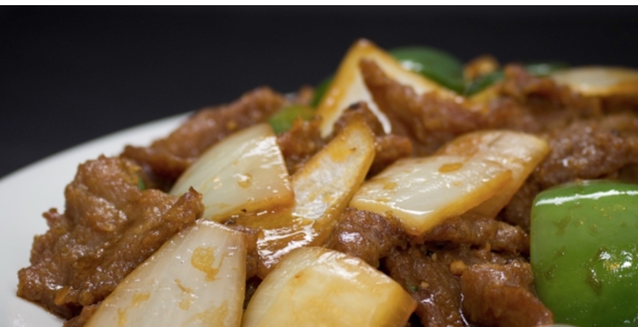 Order Green Pepper Beef food online from China Wall store, Anaheim on bringmethat.com