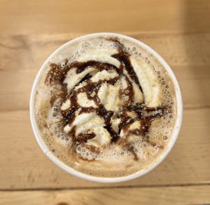 Order Smores Latte Hot/Iced - 16oz (DO) food online from Daylight Donuts Op store, Overland Park on bringmethat.com
