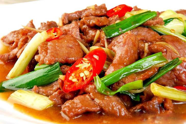 Order B08. Green Onion with Beef 葱爆牛肉 food online from Millions Of Milk Tea store, Columbus on bringmethat.com