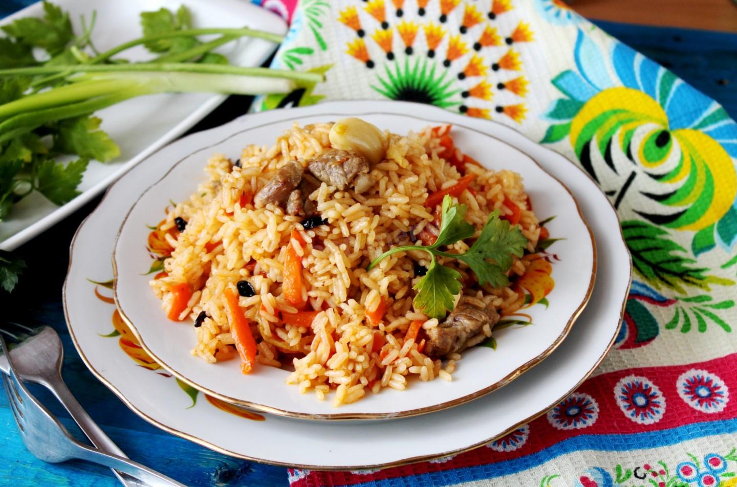 Order Plov food online from Masha and the Bear store, Aurora on bringmethat.com