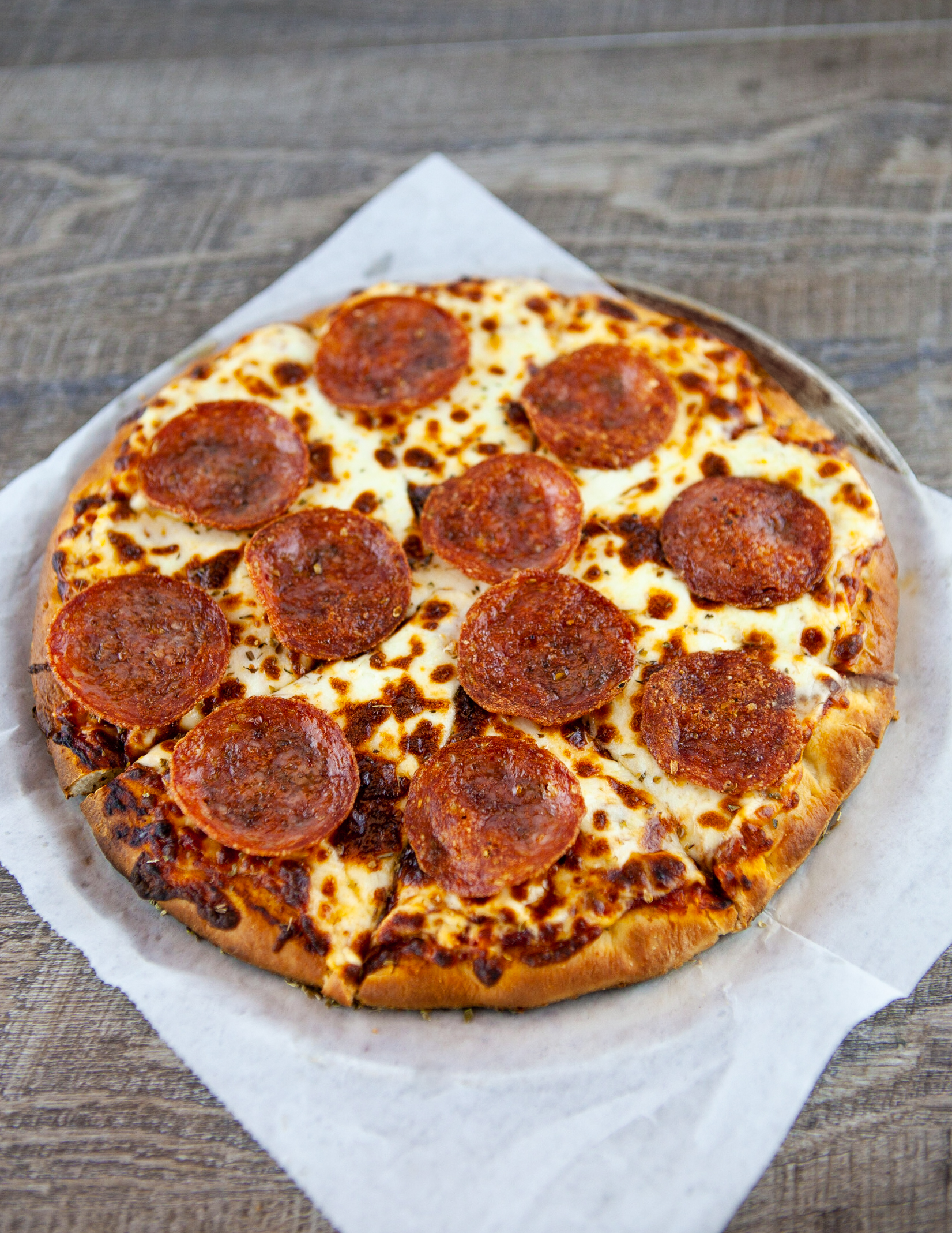 Order The Pepperoni Pizza food online from Fitz's store, University City on bringmethat.com
