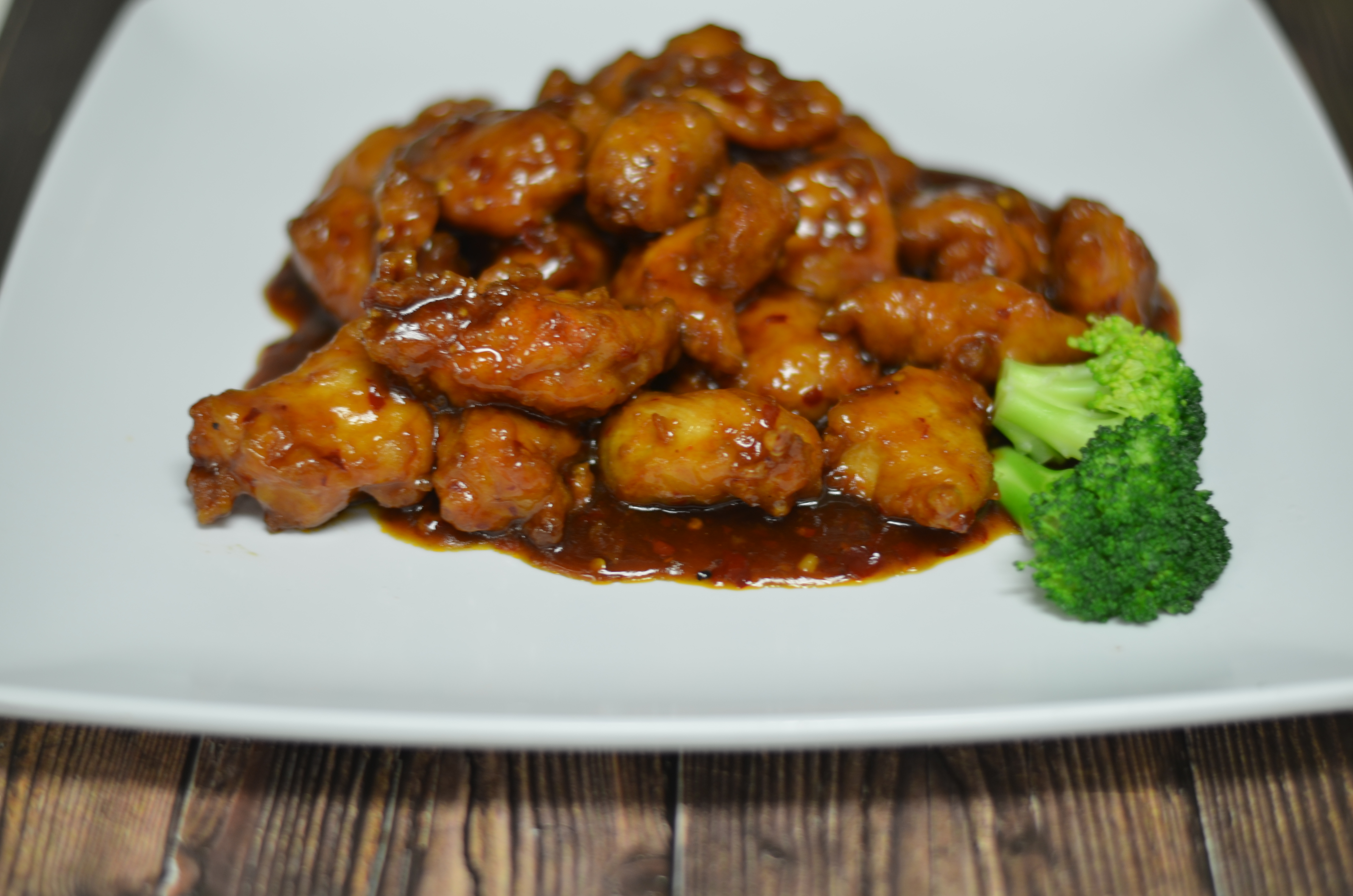 Order General Tso's Chicken Chef's Special food online from Yumi Cafe store, Richmond on bringmethat.com