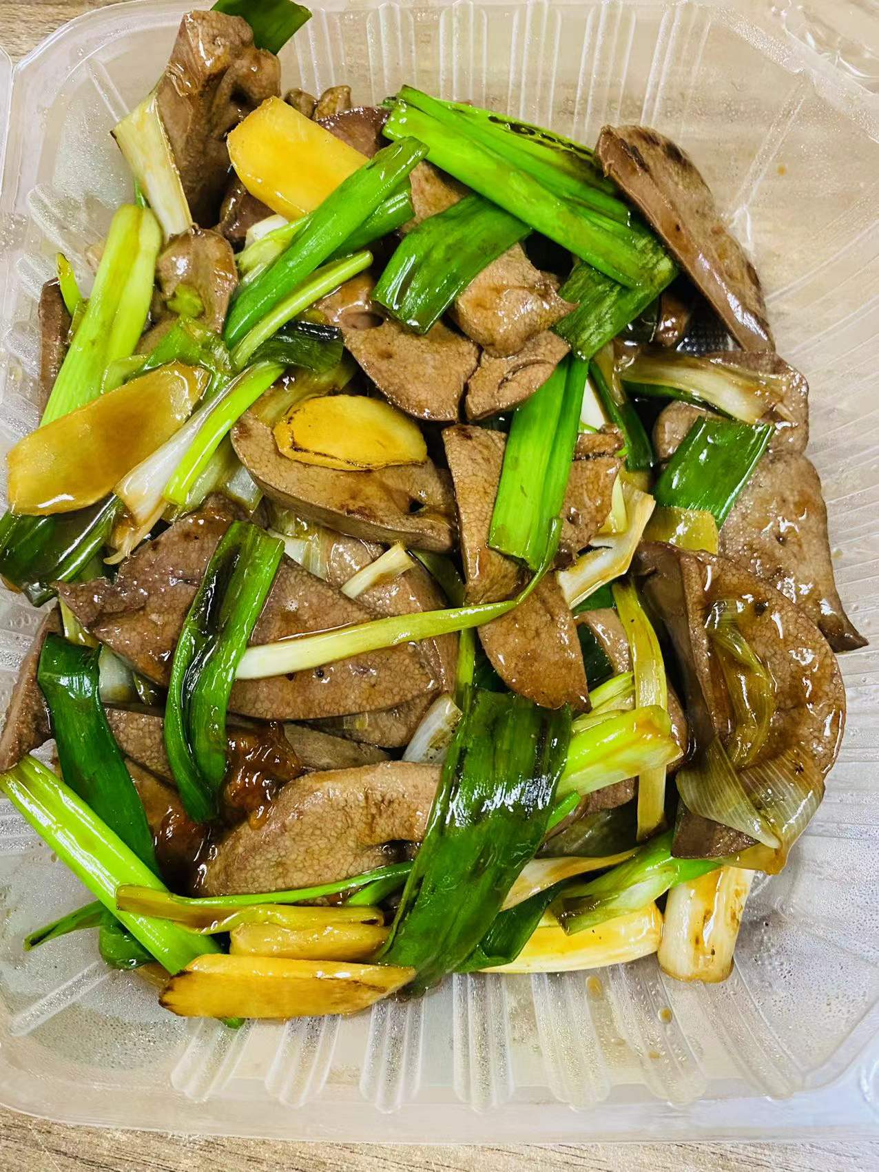 Order Pork Liver With Ginger & Onion  葱爆猪肝 food online from Dim Sum Club store, San Francisco on bringmethat.com