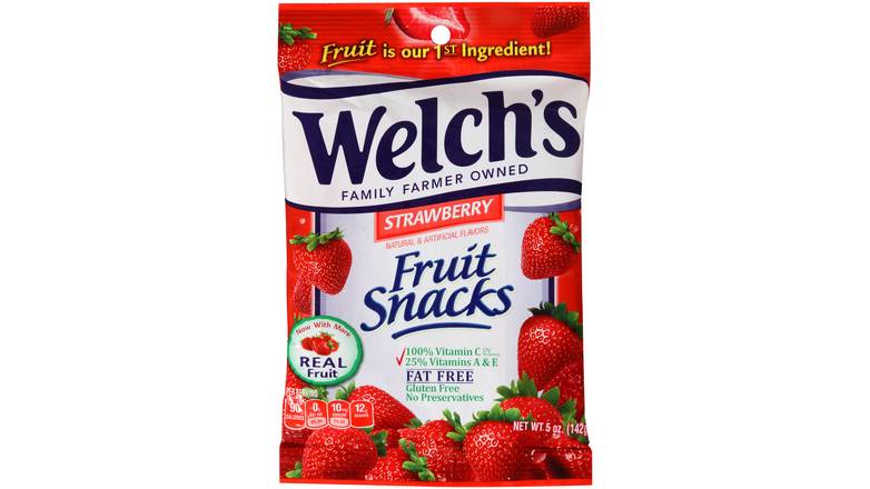 Order Welch'S - Strawberry Fruit Snacks food online from Exxon Constant Friendship store, Abingdon on bringmethat.com