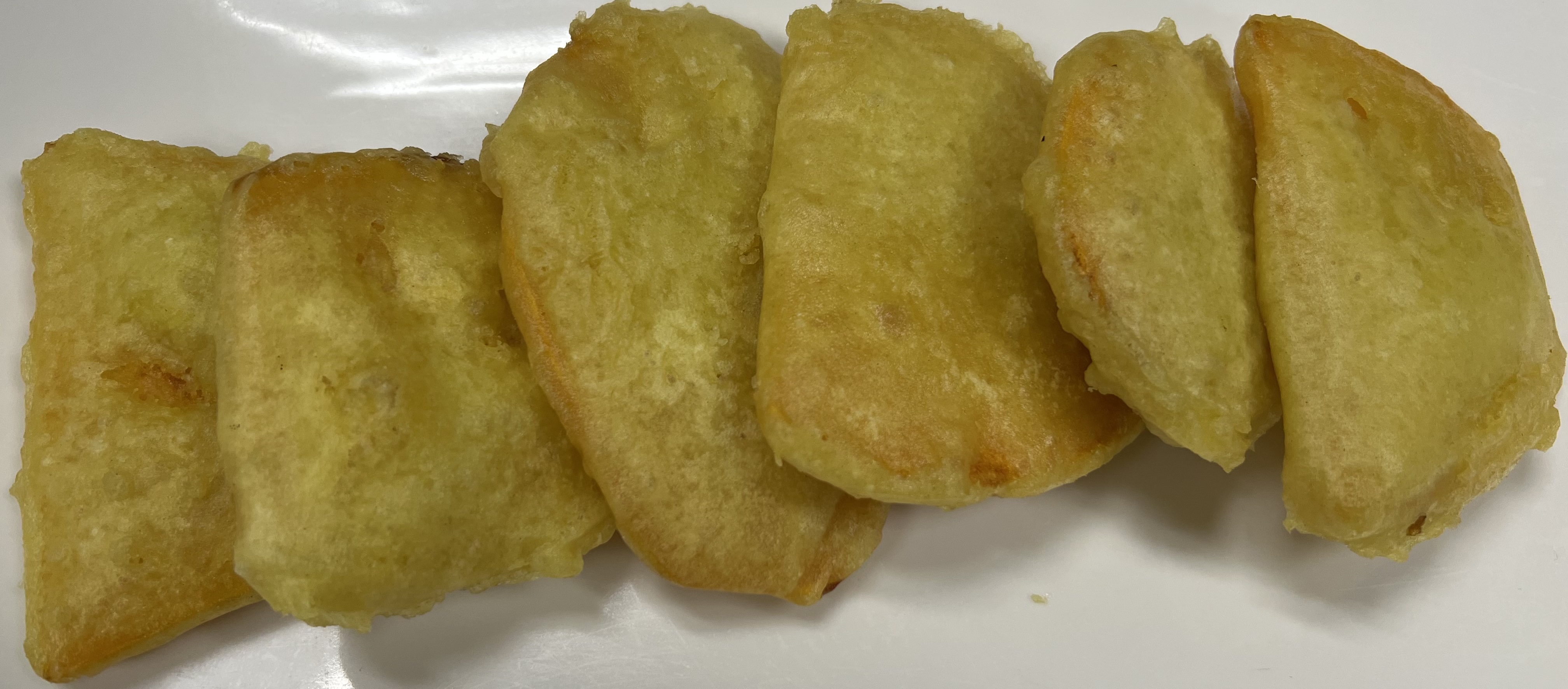 Order A07. Sweet Potato Tempura (6)-番薯头台 food online from Soho Sushi store, Grand Rapids on bringmethat.com