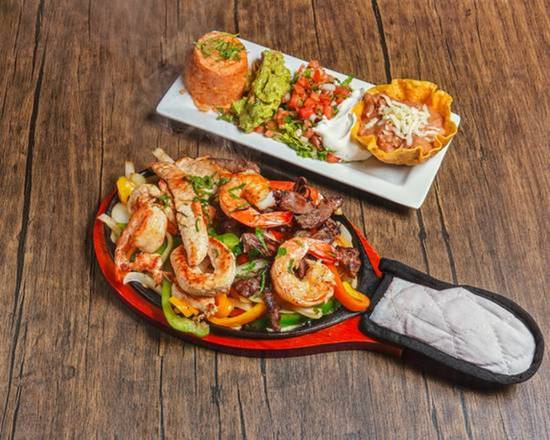 Order Fajitas Mixtas food online from One Taco Dos Tequilas store, Roselle on bringmethat.com