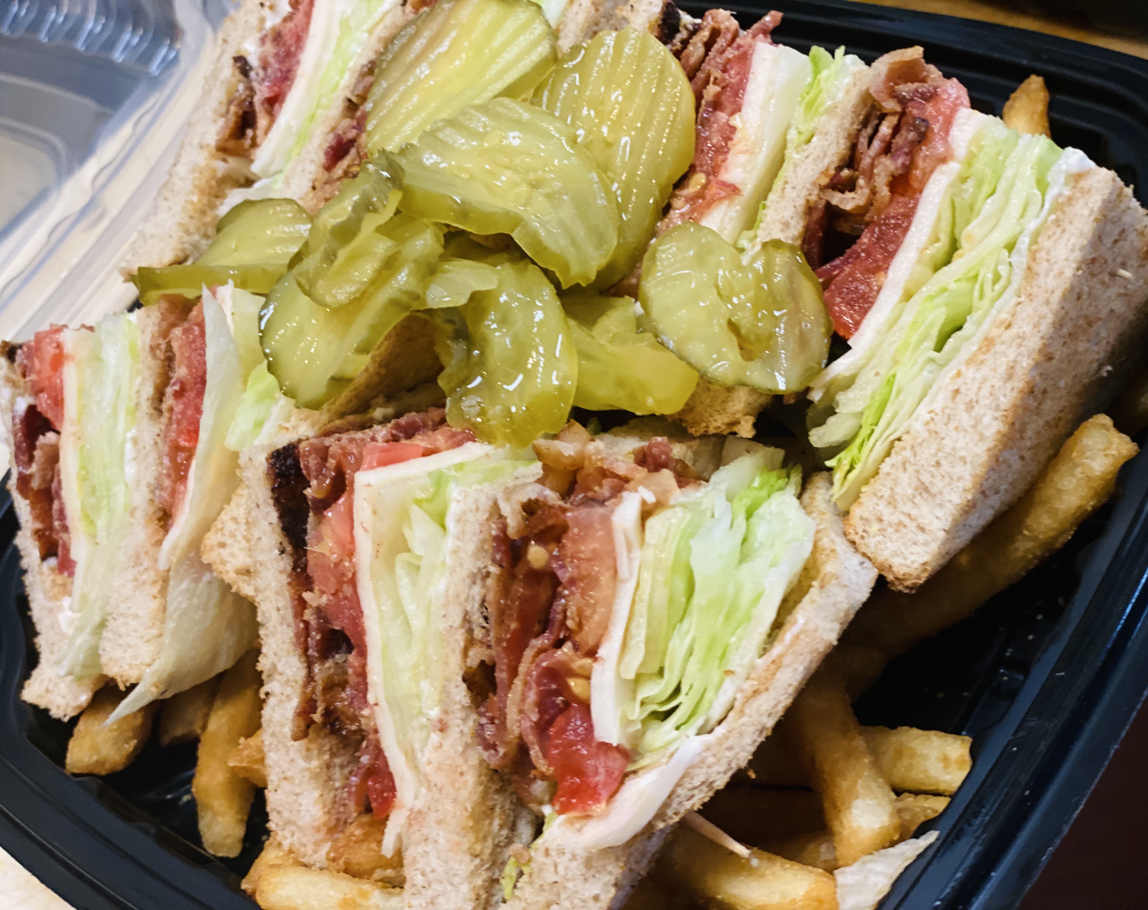 Order BLT Club Sandwich food online from Rosario's store, Philadelphia on bringmethat.com