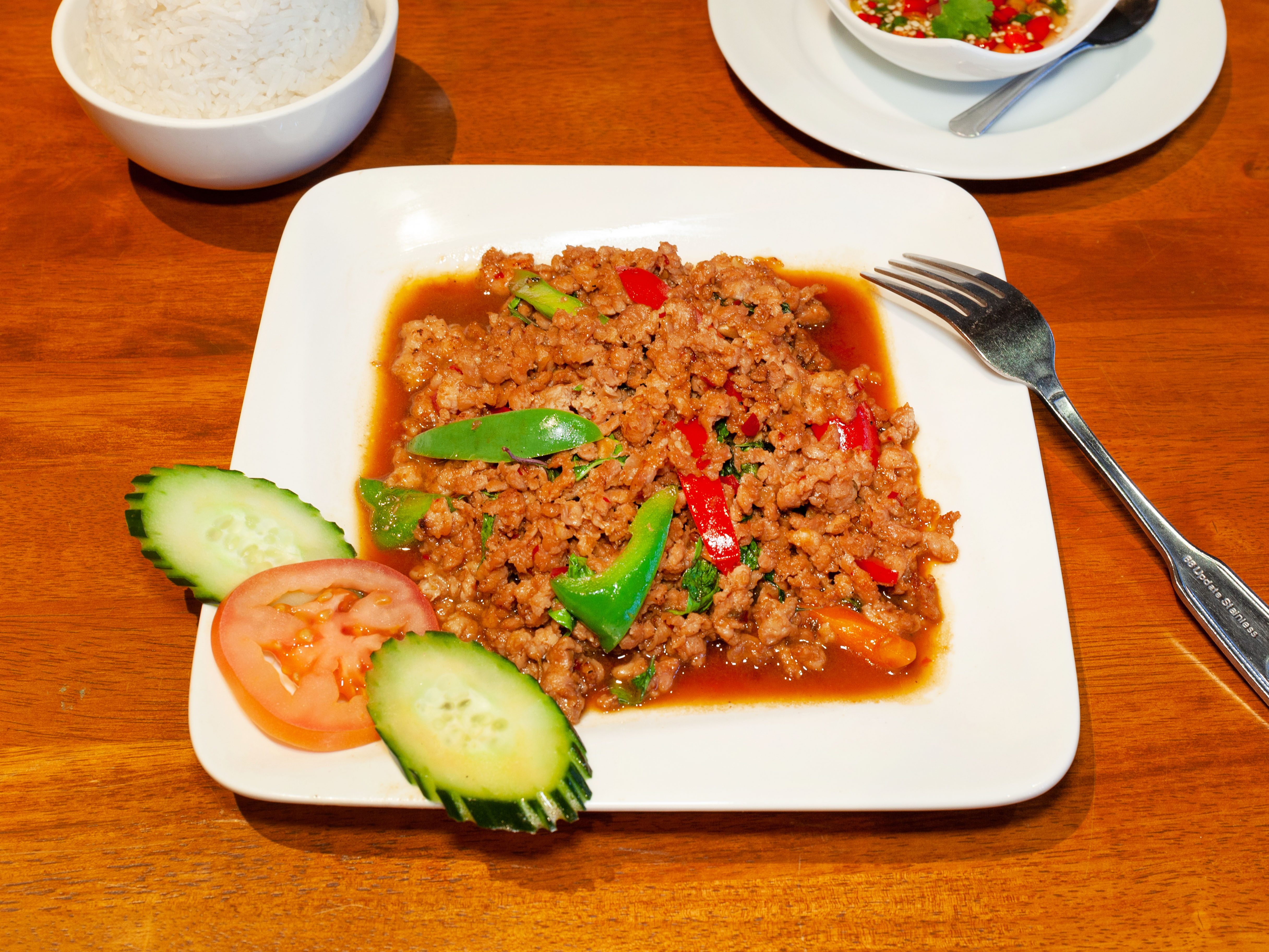Order Thai Spicy chicken food online from Exotic Thai Cafe store, Woodland Hills on bringmethat.com