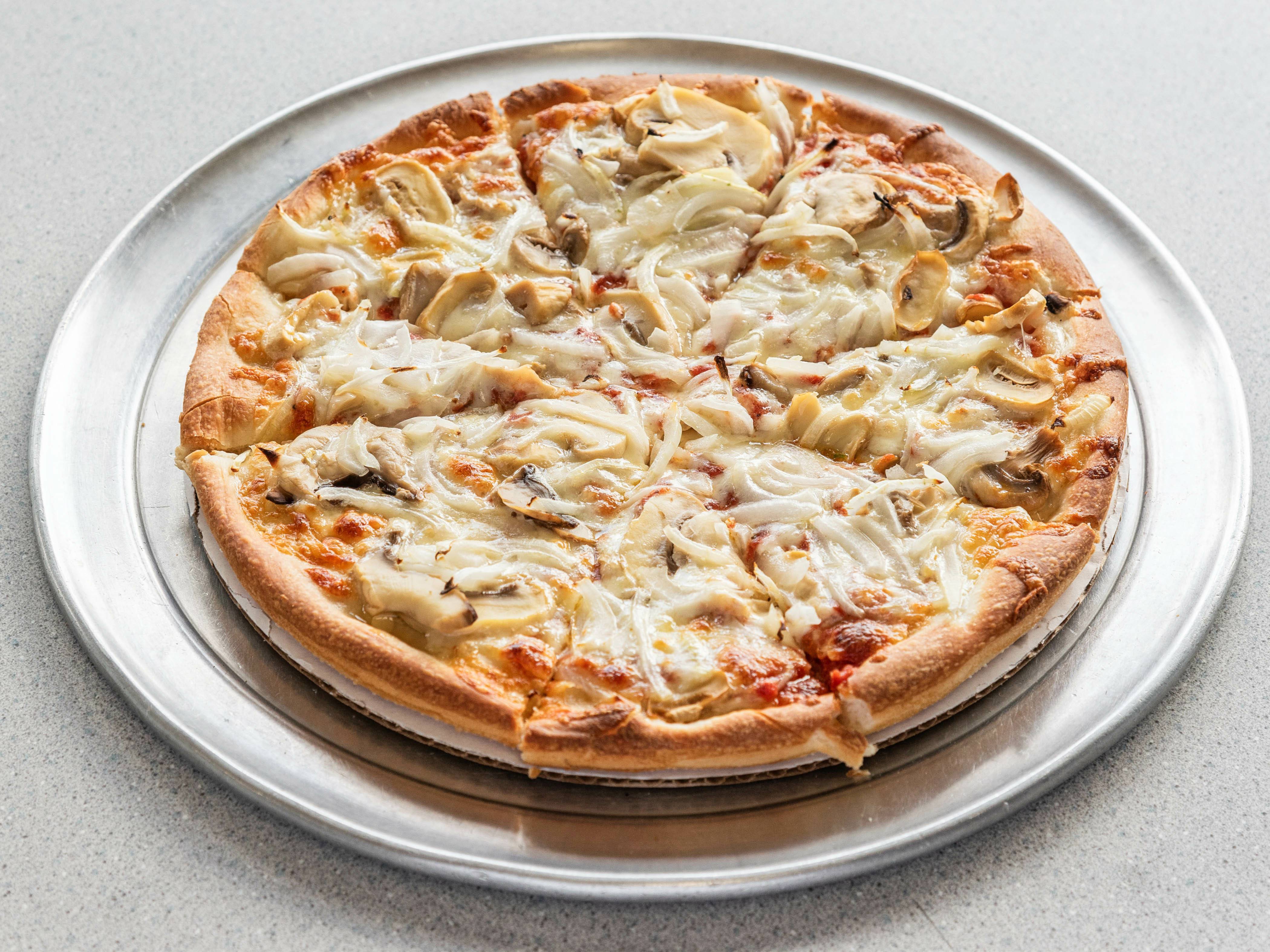Order Onion and Pepper Pizza food online from Georgios House of Pizza store, Carver on bringmethat.com